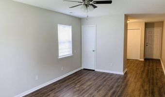 4223 SE College St A, Ayden, NC 28513