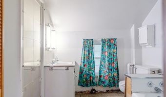 1134 Atchison St, Atchison, KS 66002