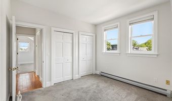 433 Thames St E, Newport, RI 02840