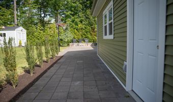 112 Clapboard Ridge Rd, Danbury, CT 06811