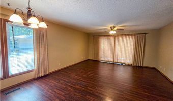 6 Melissa Ln, Bella Vista, AR 72715