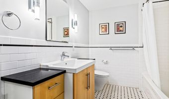 1716 IRVING St NW, Washington, DC 20010