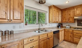 275 WOODLAND Dr, Bedford, WY 83112