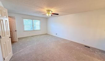 1975 Pine Lake Dr, Arab, AL 35016