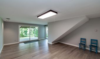 3329 Tally Ho Ln, Madison, WI 53705