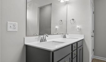 70 Doubletree Ln, Autryville, NC 28318