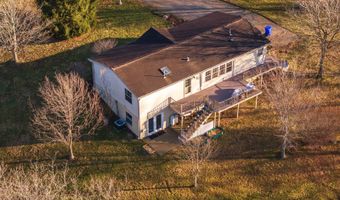 8488 Windfall Ridge Rd, Athens, OH 45701