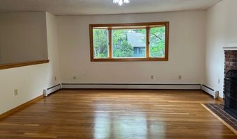 15 Curlew St, Boston, MA 02132