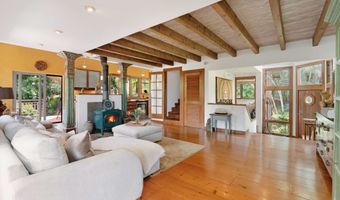 1073 Nanihoku Pl, Haiku, HI 96708