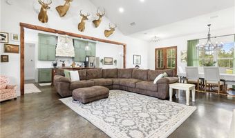 1100 Foxtrap Rd, Axis, AL 36505