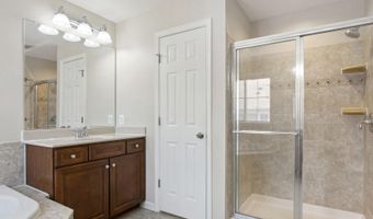 24650 CARIBOU Sq, Aldie, VA 20105