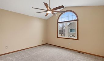 1618 5th Ave SW, Altoona, IA 50009