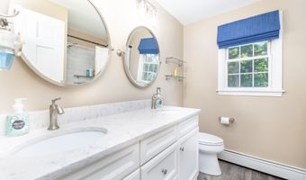 56 Juniper Dr, Avon, CT 06001