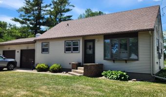 176 Powers Ave N, Alden, MN 56009