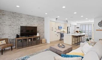 2511 State St, Carlsbad, CA 92008
