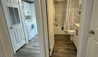 25 Park Ln, Arundel, ME 04046