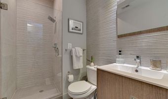 254 15TH St SE 2, Washington, DC 20003