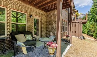1616 Prestwick Ln, Dunwoody, GA 30338