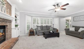 1008 Westrun Dr, Ballwin, MO 63021
