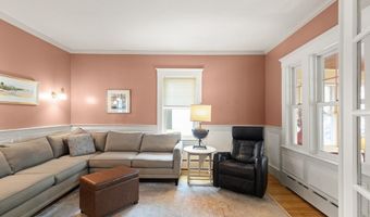 6 Gardner St, Beverly, MA 01915