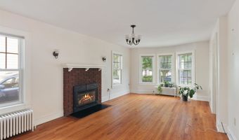 37 Bilodeau Ct, Burlington, VT 05401