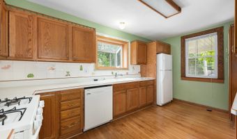 318 W Wing St, Arlington Heights, IL 60005