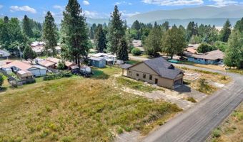 6850 Selkirk St, Bonners Ferry, ID 83805