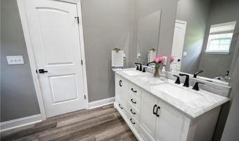 360 Johnson Rd SE, Adairsville, GA 30103