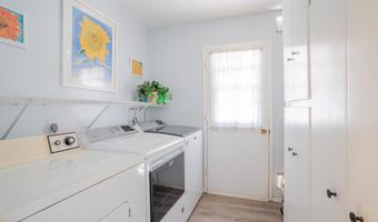 1584 Prima Ct, Camarillo, CA 93010