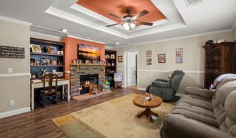 215 Hines Dr, Bonneau, SC 29431