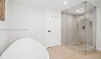 19707 Turnberry Way 12L, Aventura, FL 33180