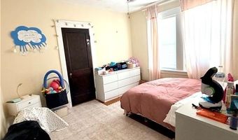 105 Eldridge St, Cranston, RI 02910