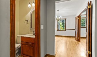26 Willard Rd, Ashburnham, MA 01430