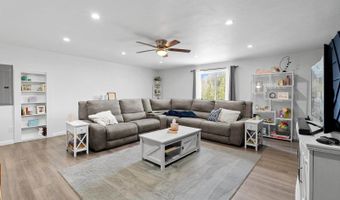 682 Latigo Ln, Bigfork, MT 59911