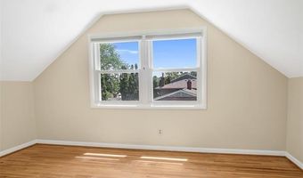 517 S Scott St, Adrian, MI 49221