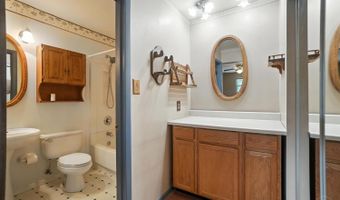 1676 Laval Dr, Anderson Twp., OH 45255