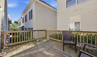 25 Brittany Ct, Atlantic Highlands, NJ 07716