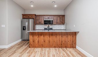 1800-1802 Broadfoot Dr, Abilene, KS 67410