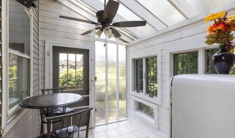 10 Ten Broeck Pl, Albany, NY 12210