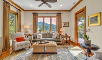 35 Valley Vista Ct, Banner Elk, NC 28604