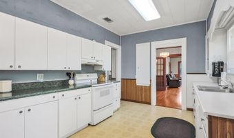 124 N HILL St, Amity, AR 71921