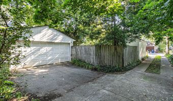 1210 Henry St, Ann Arbor, MI 48104