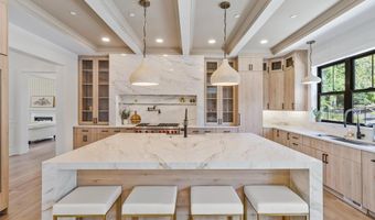 6570 FALLWIND Ln, Bethesda, MD 20817