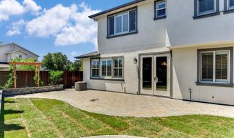 2580 Peterson Creek Dr, Santa Rosa, CA 95403