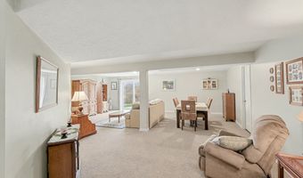 2421 Hickorywood Ct, Alexandria, KY 41001