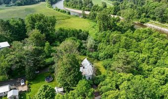 222 River St, Bethel, VT 05032