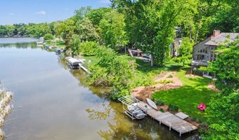 1843 Timber Trail Dr SE, Ada, MI 49301
