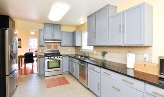 3240 Dunwoodie Rd, Ann Arbor, MI 48105