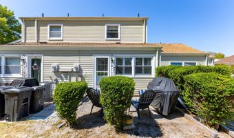 27 Gibraltar Ct, Barnegat, NJ 08005