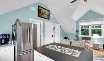 4 Hidden Lake Ct, Bluffton, SC 29910